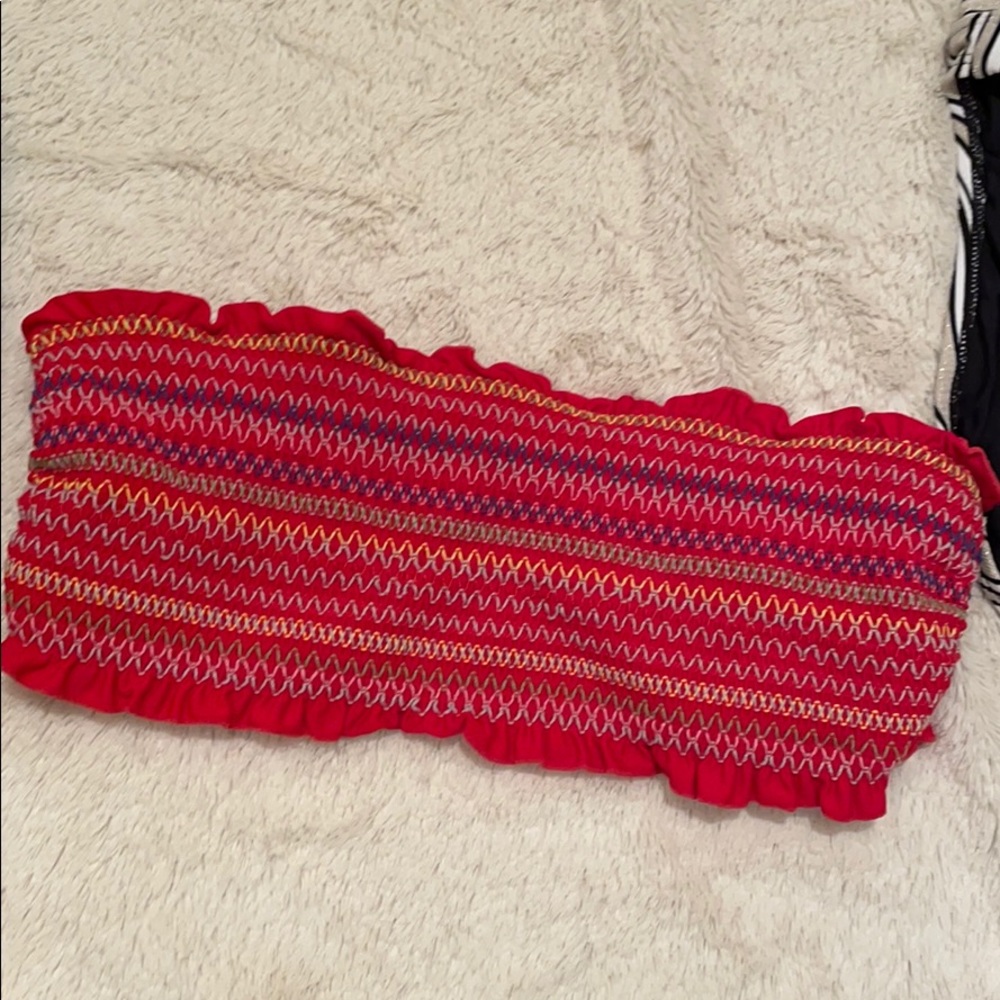 Swim Collection (pacsun, pilyq and more) - Picture 8 of 9